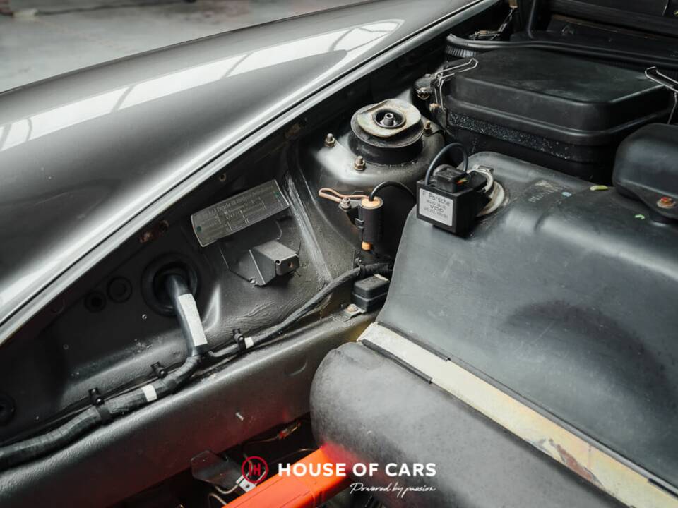 Bild 13/25 von Porsche 911 Carrera 4 (1990)