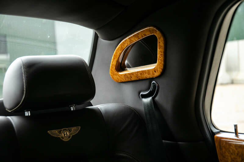 Bild 27/50 von Bentley Arnage T (2009)