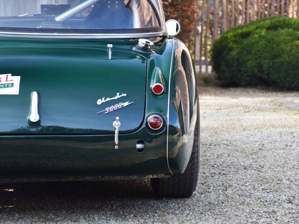 Image 15/29 of Austin-Healey 3000 Mk II (BT7) (1962)