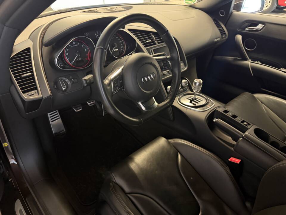 Afbeelding 17/20 van Audi R8 V10 Spyder (2012)