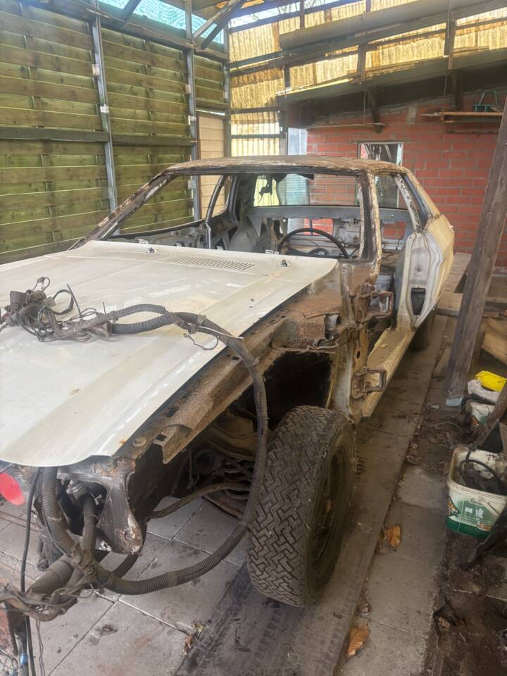 Bild 5/24 von Ford Mustang II Ghia 170 (1977)