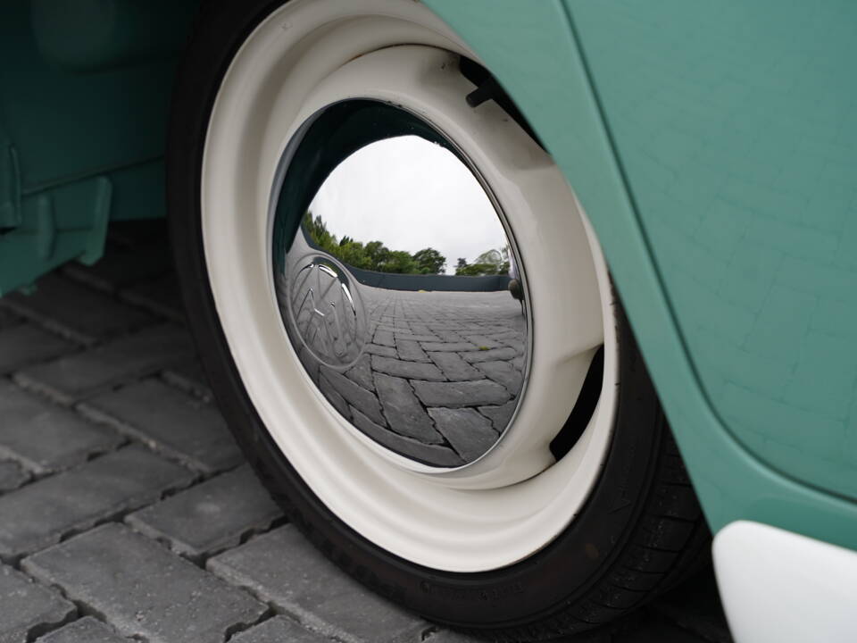 Image 29/50 of Volkswagen T1 Kombi (1962)