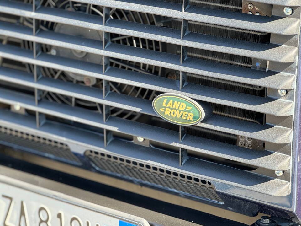 Bild 8/55 von Land Rover Defender 90 Heritage (2006)