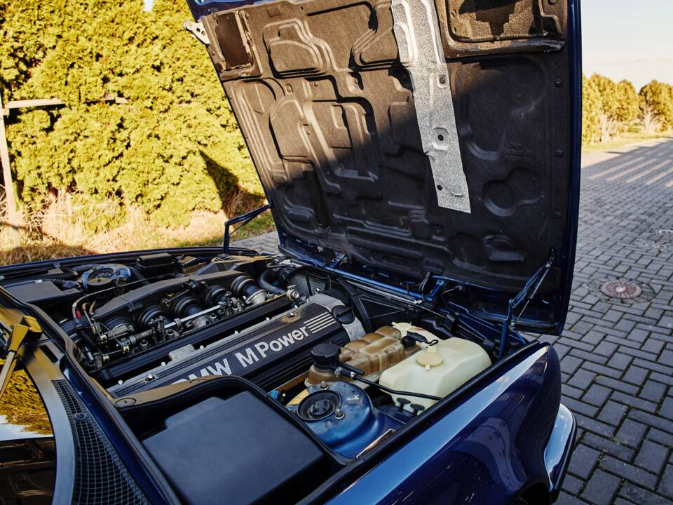 Bild 17/18 von BMW M5 (1992)