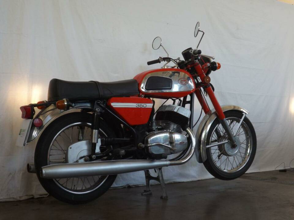 Immagine 4/50 di Jawa 350 Type 634 (1976)