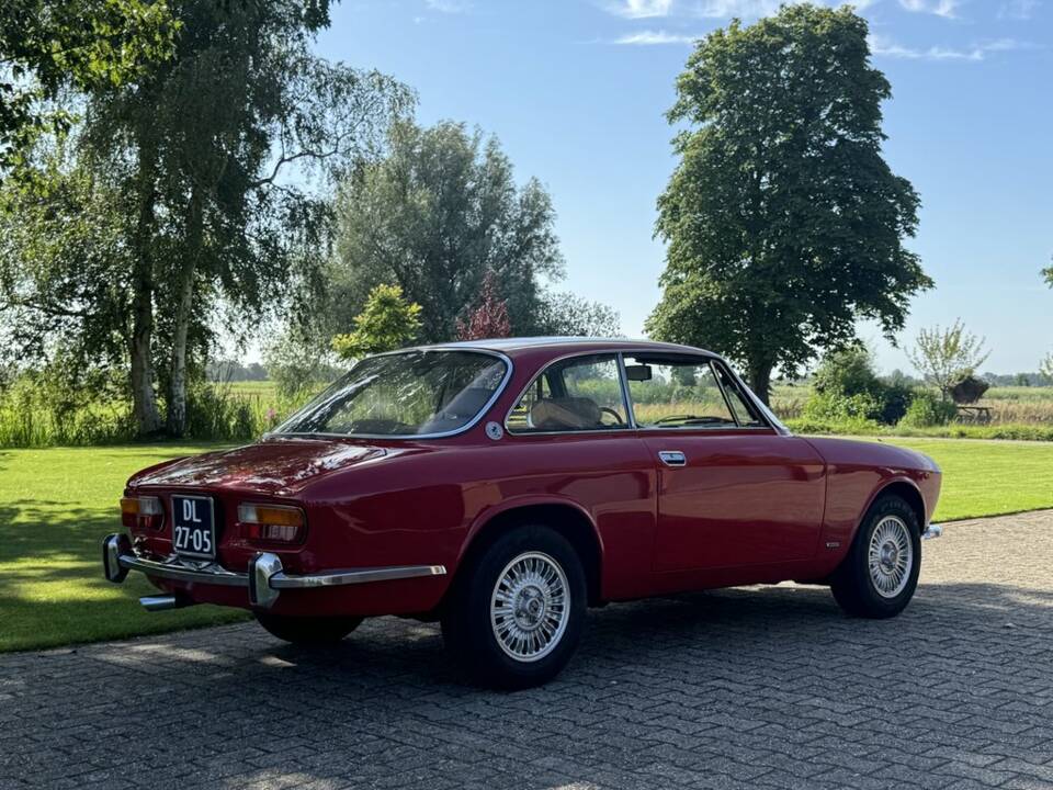 Afbeelding 8/8 van Alfa Romeo 2000 GTV (1971)