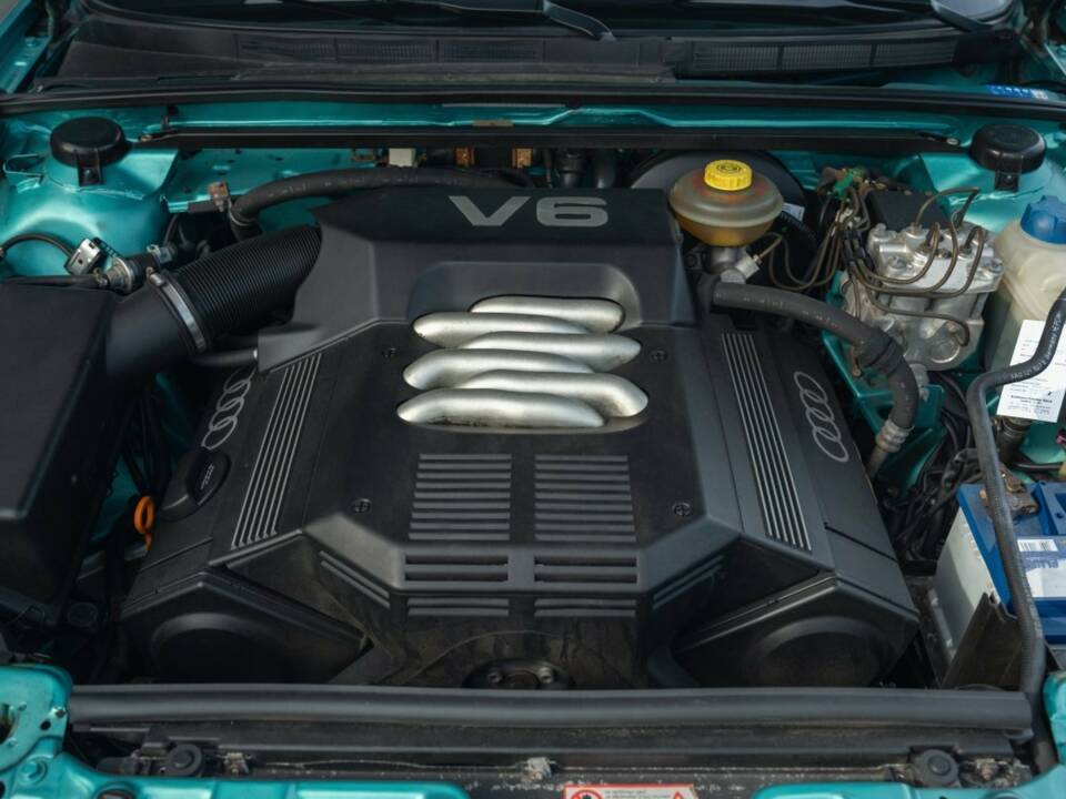 Imagen 13/15 de Audi Cabriolet 2.6 (1996)