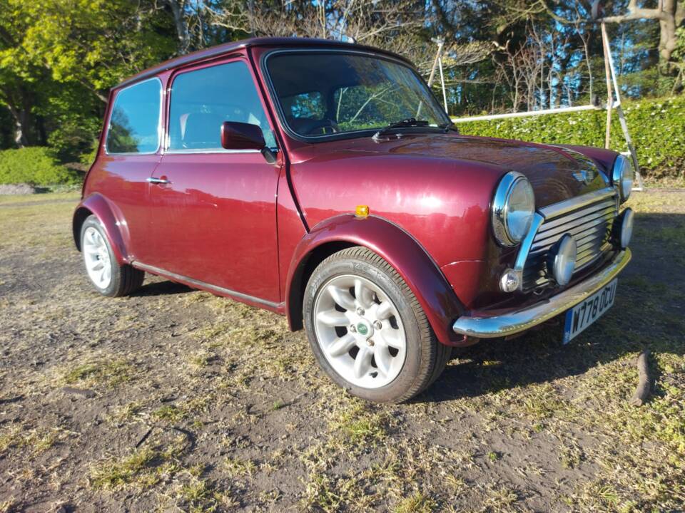 Image 2/59 of Rover Mini Cooper 40 - Limited Edition (2000)