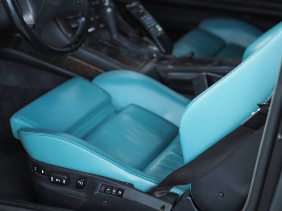 Image 53/59 of BMW 850Ci (1994)
