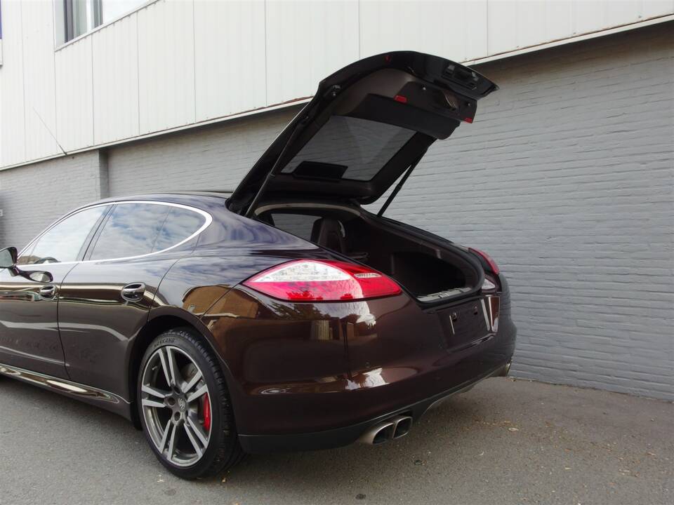 Bild 65/98 von Porsche Panamera Turbo (2009)