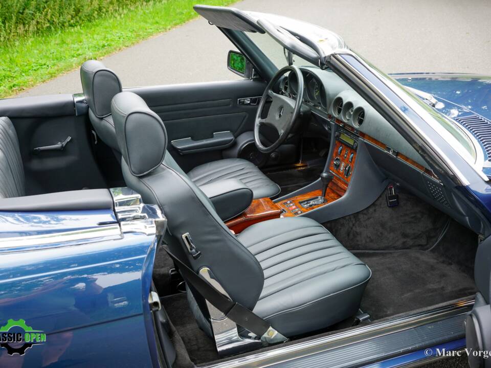 Immagine 11/60 di Mercedes-Benz 420 SL (1987)