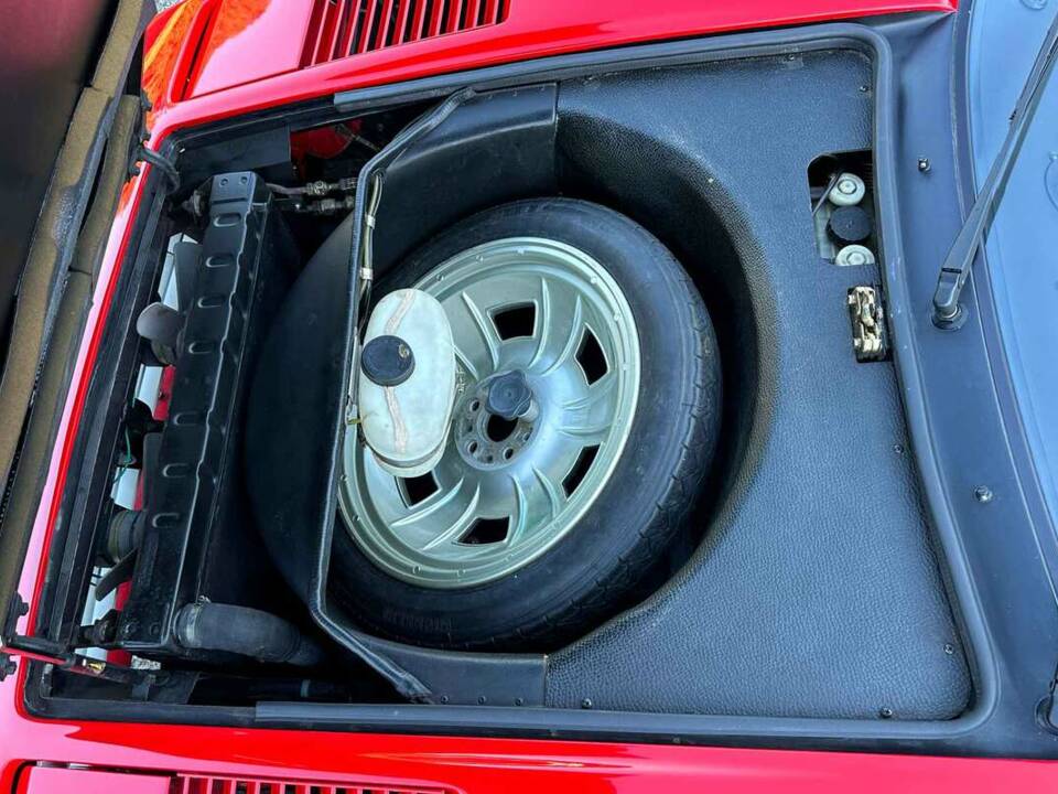 Bild 27/31 von Ferrari 308 GTB (1980)
