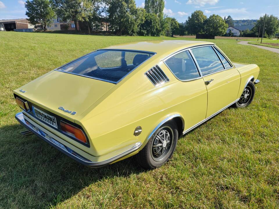 Image 16/54 of Audi 100 Coupe S (1971)