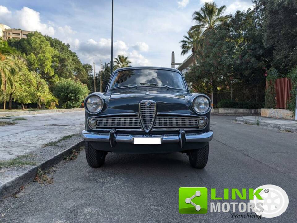 Image 4/10 de Alfa Romeo Giulietta TI (1962)