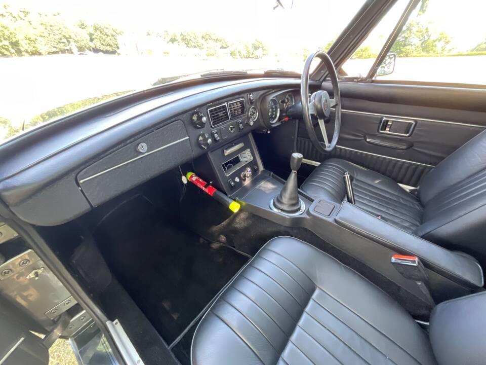 Imagen 27/45 de MG MGB GT (1974)