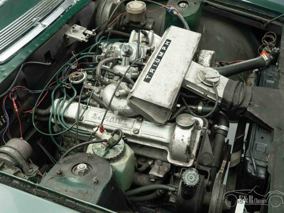 Image 19/19 of Triumph Stag (1975)