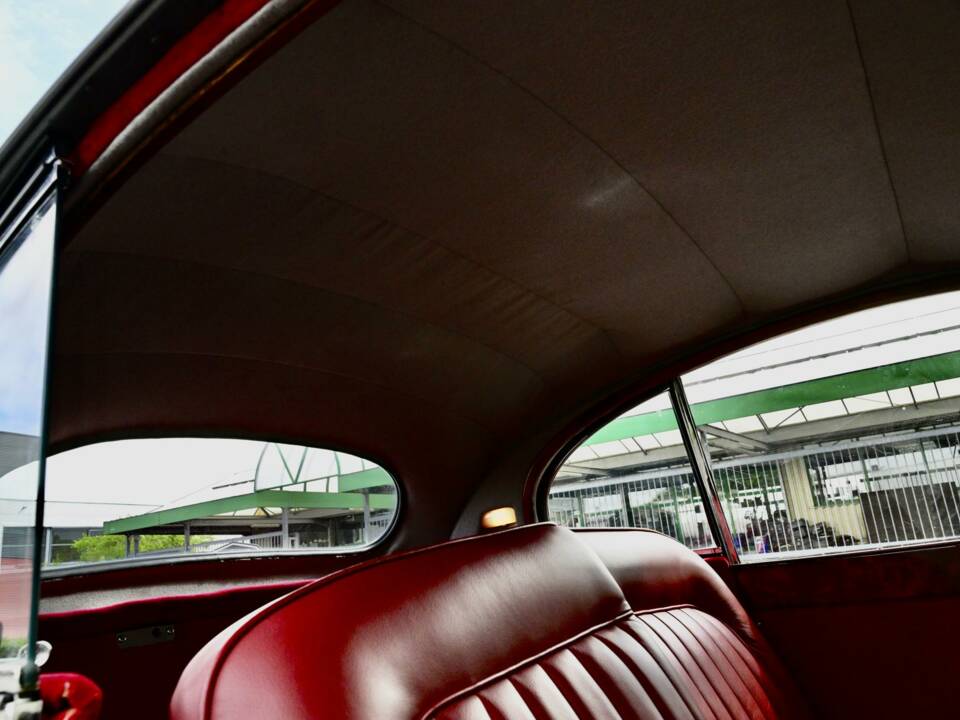 Bild 48/50 von Jaguar XK 140 FHC (1954)