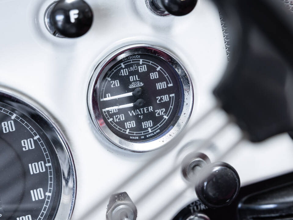 Image 10/28 of MG MGA 1600 (1960)