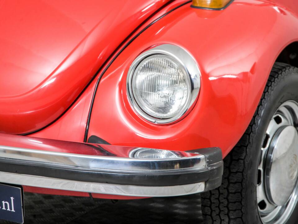 Bild 21/50 von Volkswagen Käfer 1303 LS (1974)