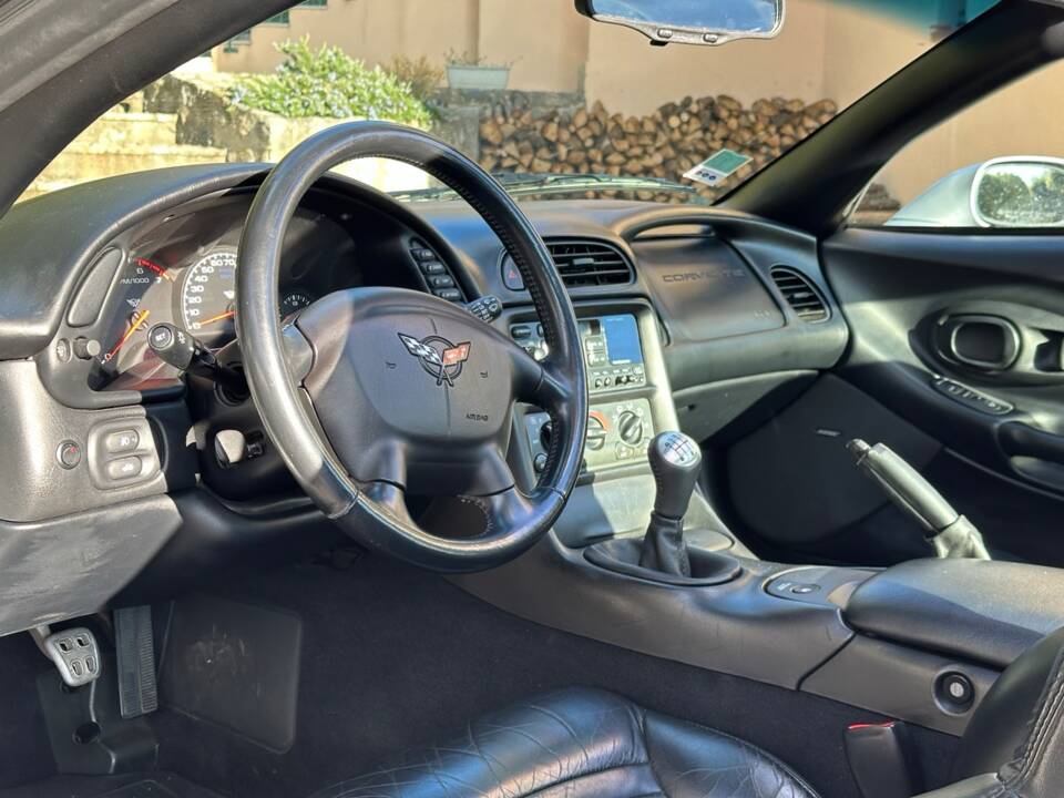Image 16/191 of Chevrolet Corvette (1999)