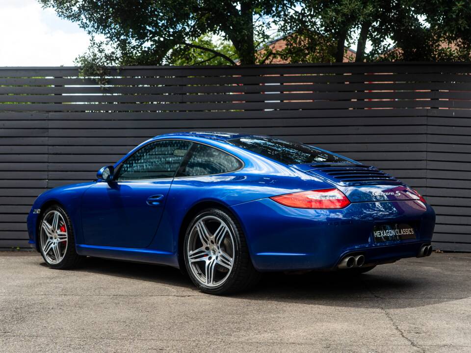 Image 2/50 of Porsche 911 Carrera S (2010)