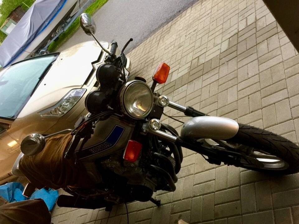 Immagine 4/5 di Honda CB 900 F Bol d'Or (1979)