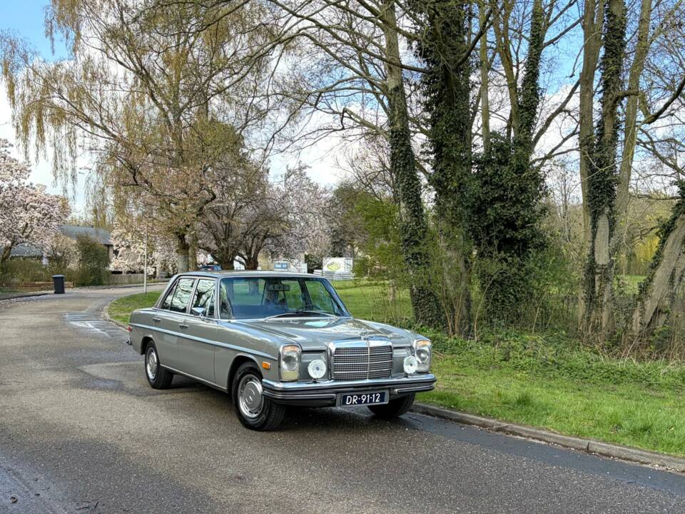 Image 24/24 of Mercedes-Benz 250 (1971)