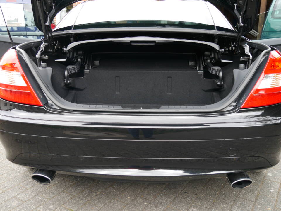 Image 6/9 of Mercedes-Benz SLK 200 Kompressor (2007)