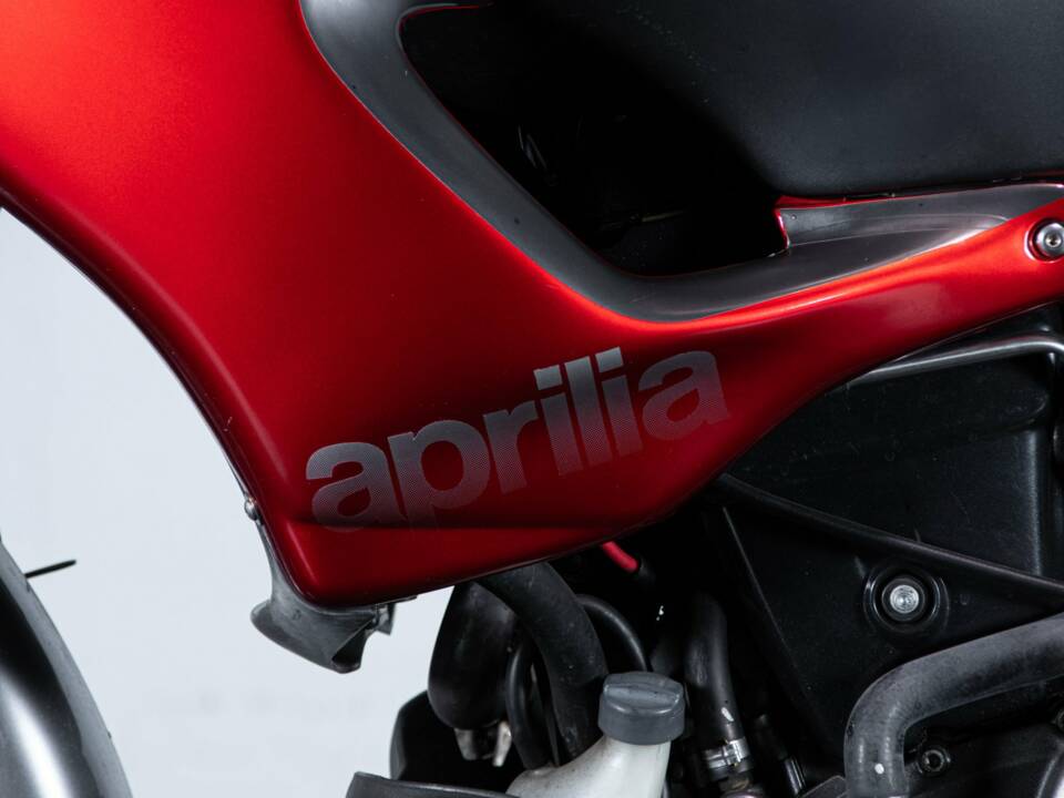 Immagine 20/50 di Aprilia DUMMY (2004)