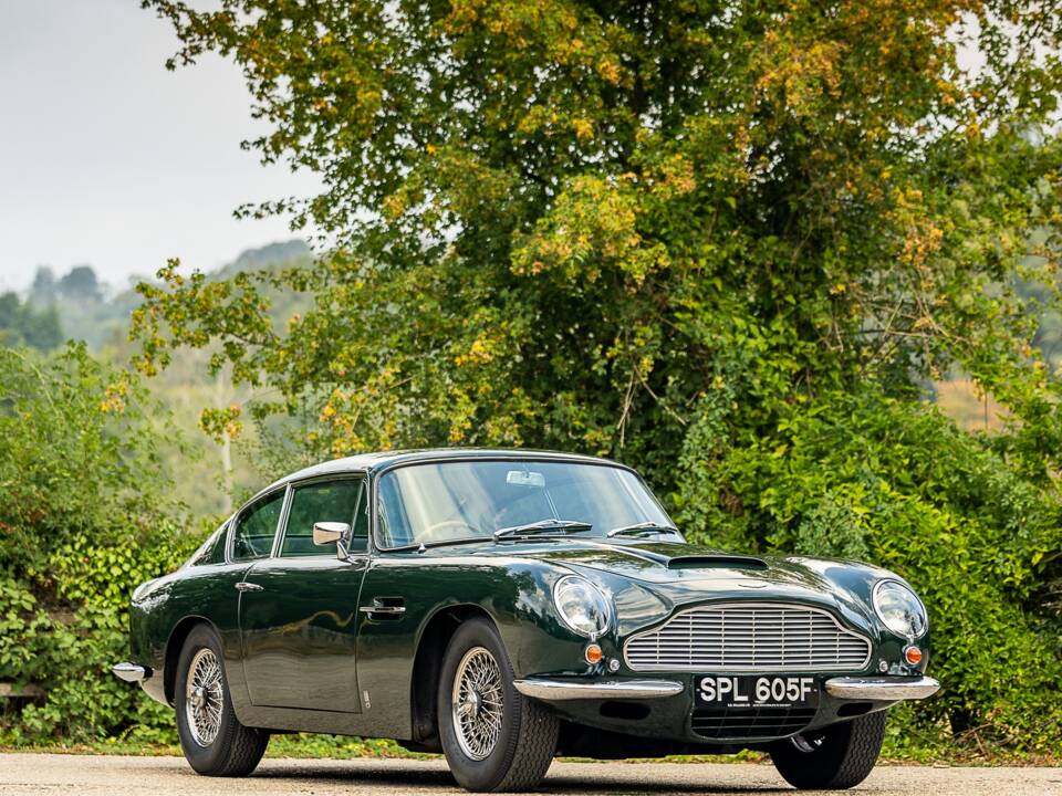 Bild 12/50 von Aston Martin DB 6 Vantage (1967)