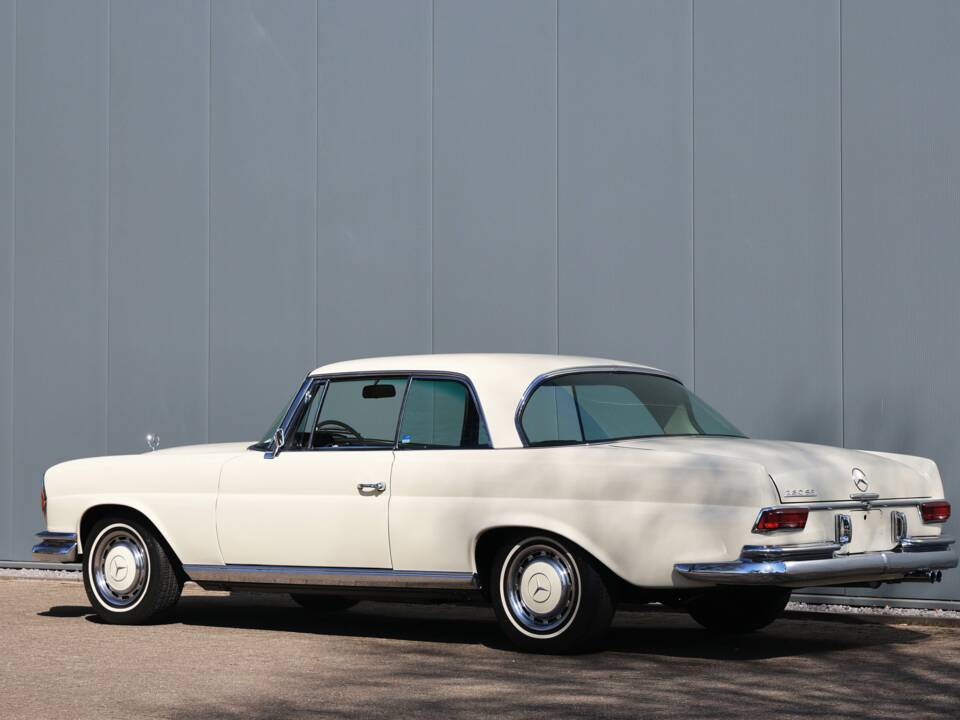 Imagen 13/43 de Mercedes-Benz 280 SE (1968)