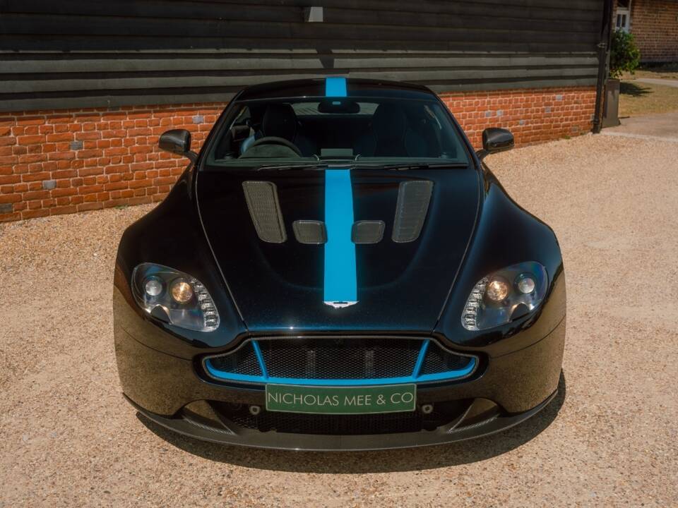 Bild 15/79 von Aston Martin V12 Vantage AMR (2018)