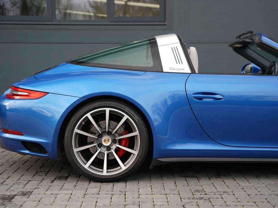 Bild 9/50 von Porsche 911 Carrera 4S (2017)