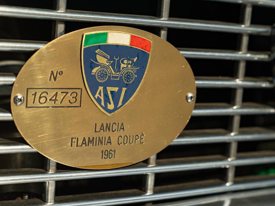 Image 29/50 of Lancia Flaminia Coupe Pininfarina (1961)