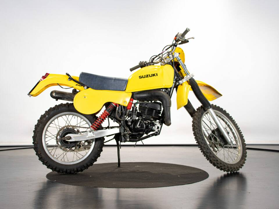Afbeelding 5/46 van Suzuki PE 175 (1981)