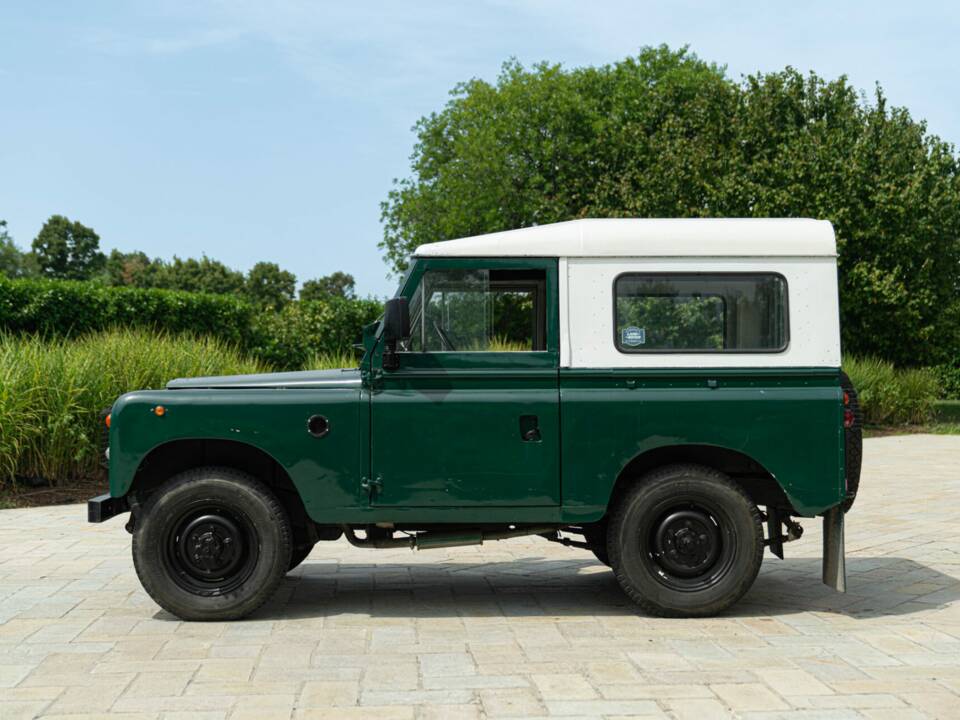 Obraz 4/50 pojazdu Land Rover 88 Lightweight (1977)