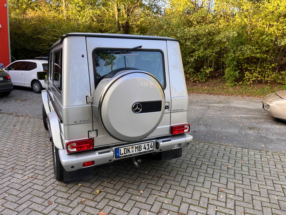 Image 6/15 of Mercedes-Benz G 350 Bluetec (SWB) (2012)