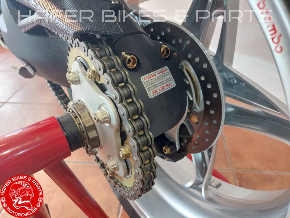 Afbeelding 35/47 van MV Agusta F4 1000 S (2004)