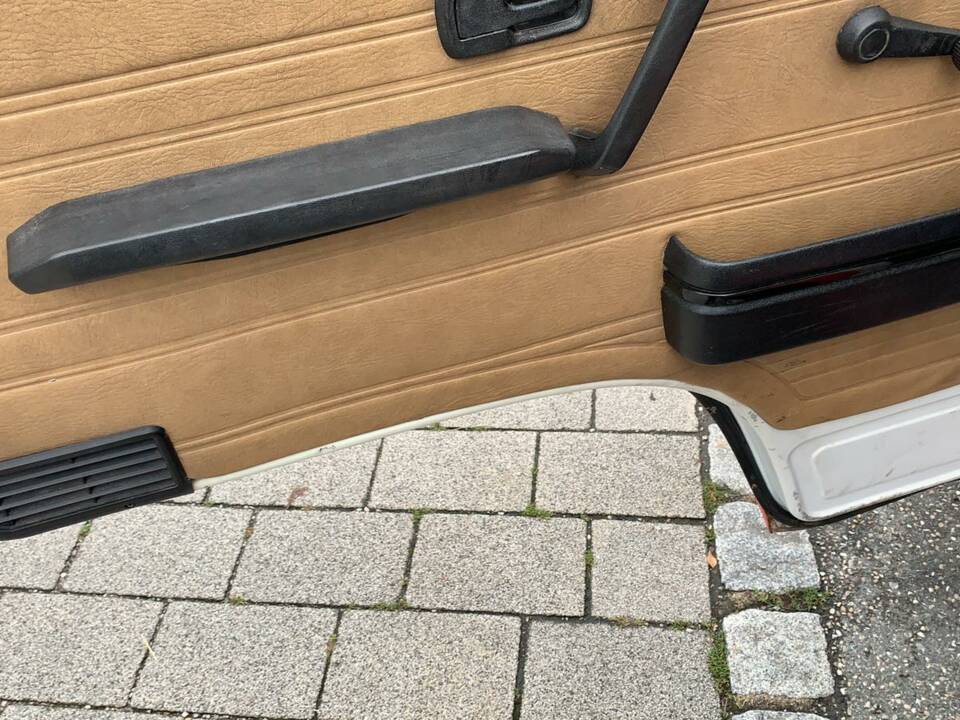 Image 9/10 de Volkswagen T3 Caravelle TD 1.6 (1990)
