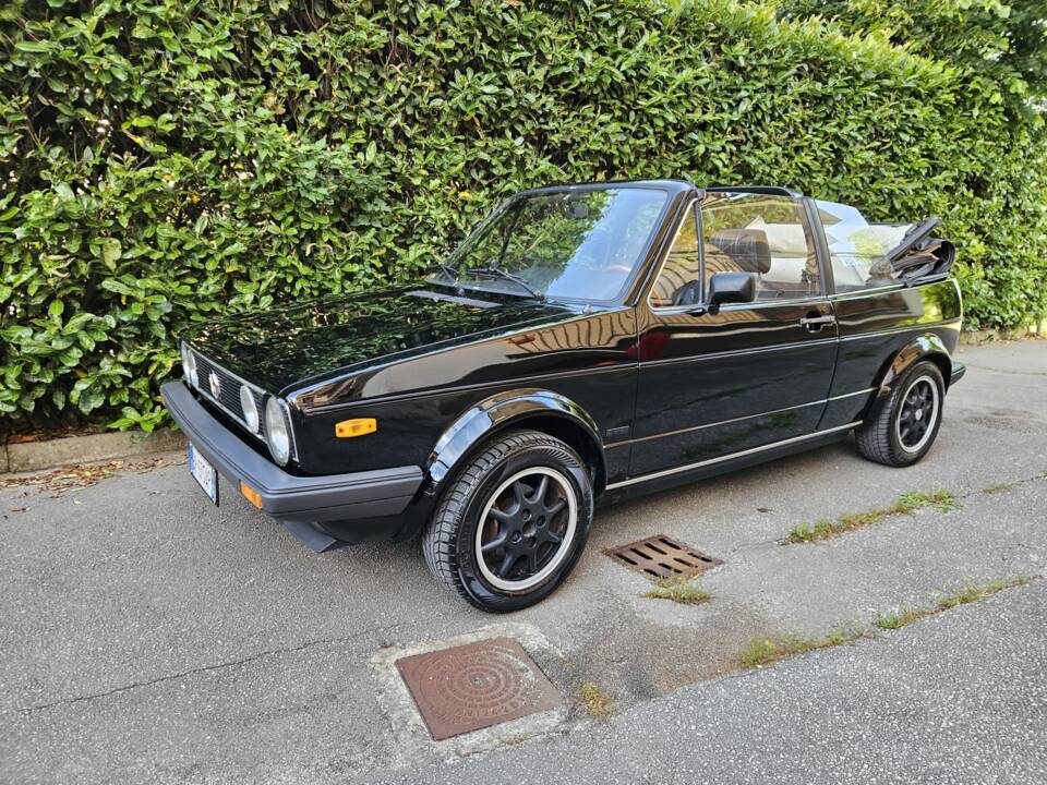 Image 3/128 of Volkswagen Golf Mk I Convertible 1.1 (1981)