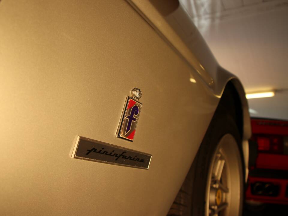 Immagine 31/34 di Ferrari 400 GT/4 2+2 (1977)