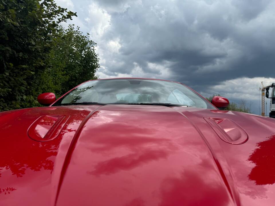 Image 25/49 of Jaguar XKR (2007)