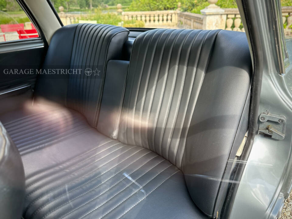 Bild 64/97 von Alfa Romeo Giulia Super 1.3 (1973)