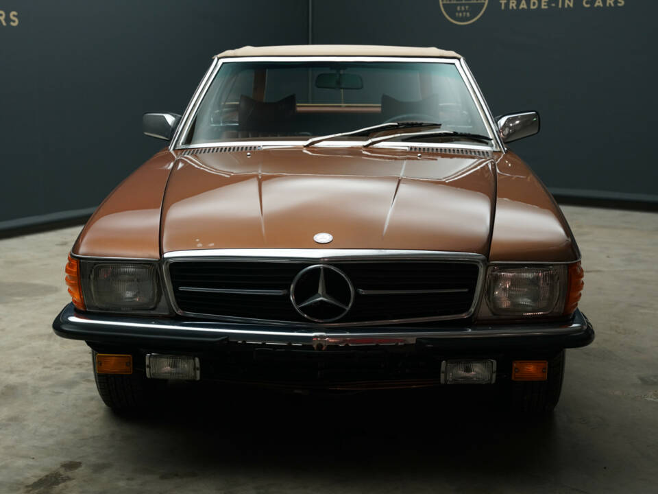 Image 2/50 of Mercedes-Benz 280 SL (1979)