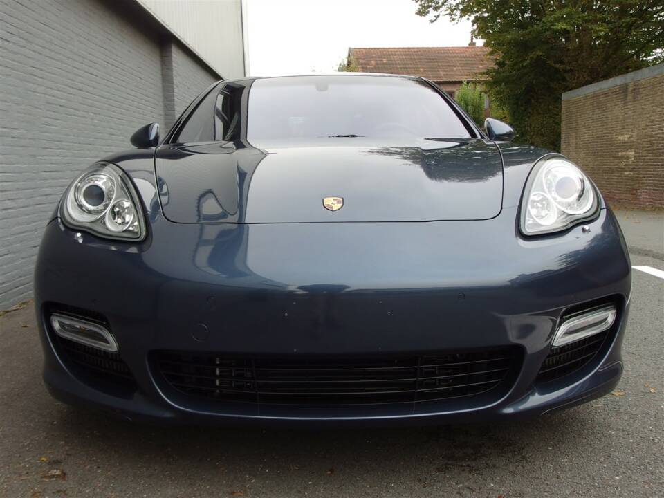 Image 7/99 of Porsche Panamera Turbo (2009)