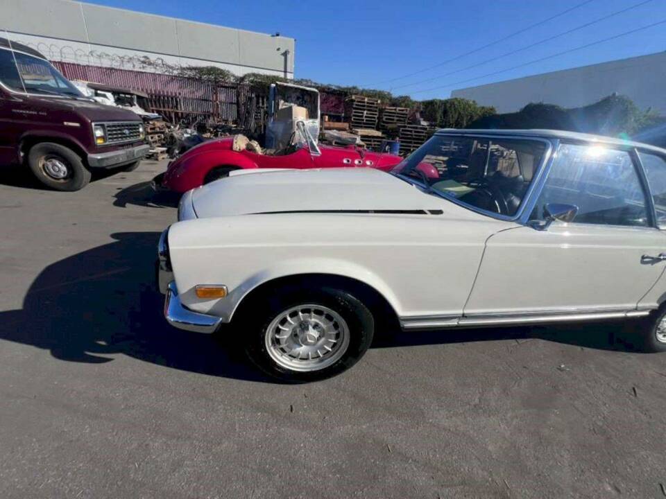 Bild 8/40 von Mercedes-Benz 280 SL (1969)