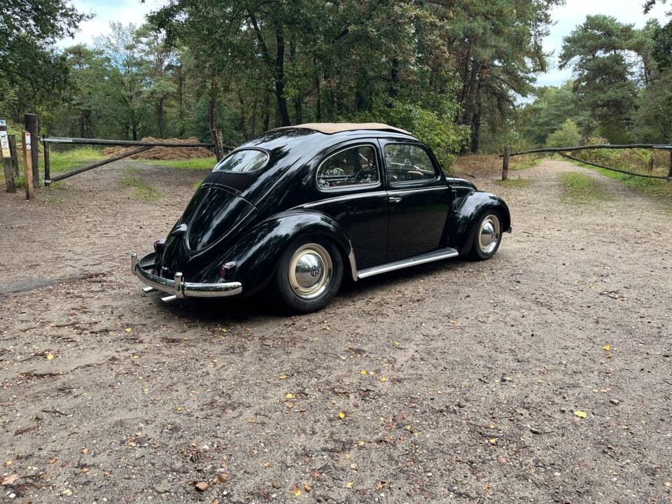 Image 17/26 of Volkswagen Beetle 1200 Standard &quot;Oval&quot; (1954)