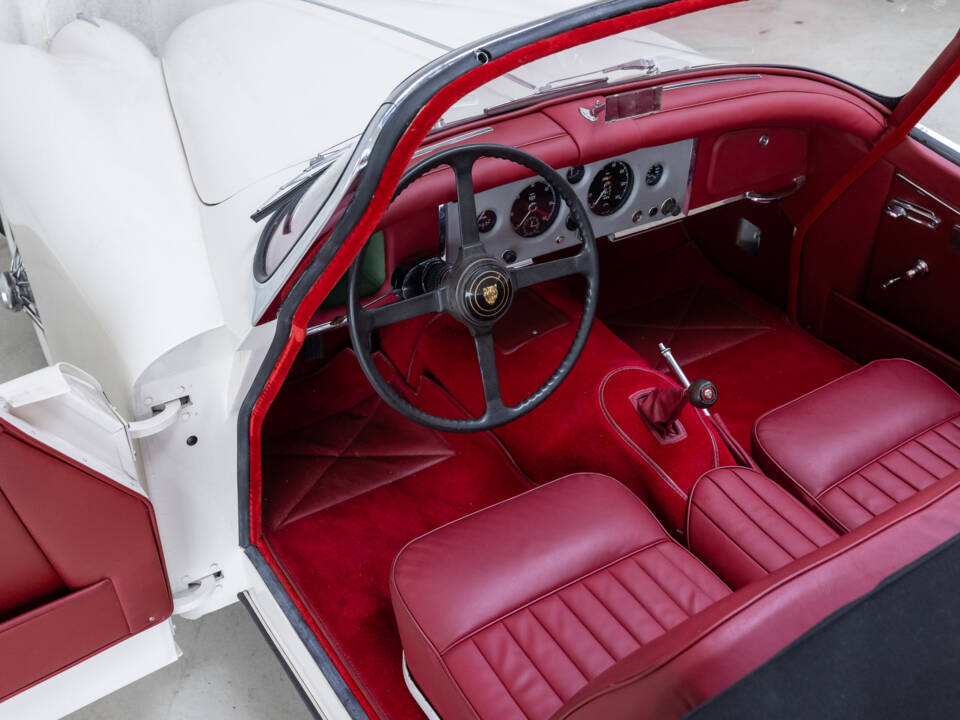 Imagen 7/30 de Jaguar XK 150 3.4 S OTS (1958)