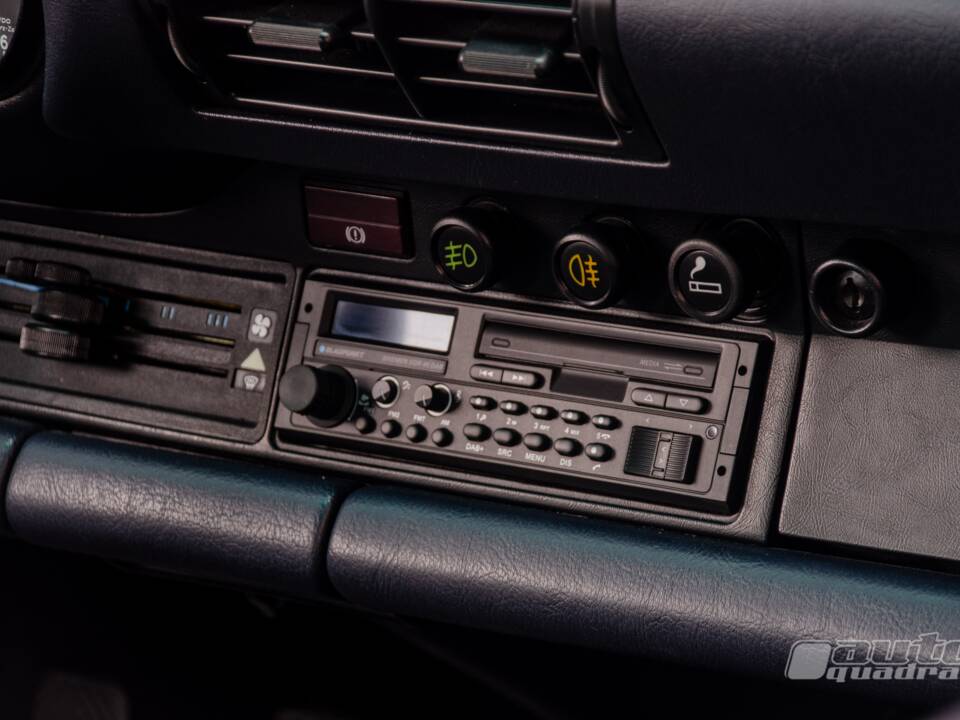 Bild 12/20 von Porsche 911 Carrera 3.2 (1986)