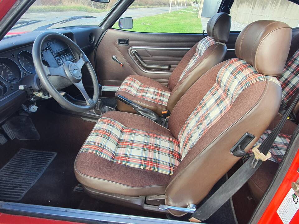 Imagen 28/41 de Ford Capri 1,6 i (1981)